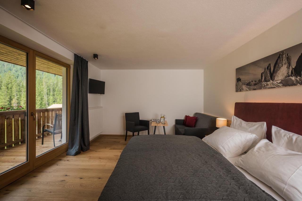 Hotel Dolomitenhof&Chalet Alte Post Sexten Exterior foto
