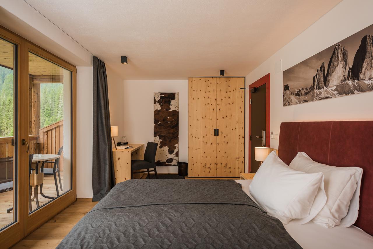 Hotel Dolomitenhof&Chalet Alte Post Sexten Exterior foto
